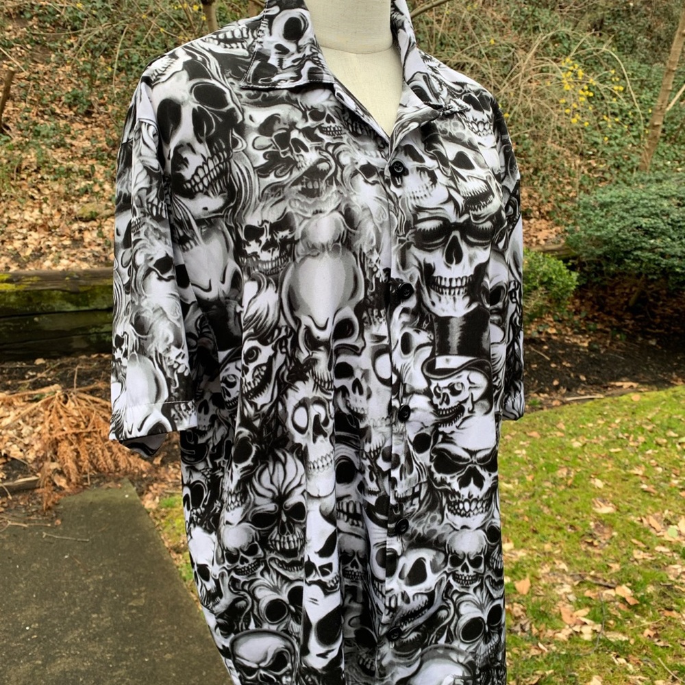 Skull πLover π Button down - Picture 4 of 7